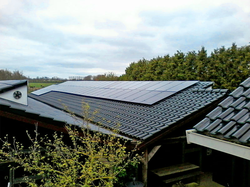 Greeny Bros. BV zonnepanelen installatie onderhoud omvormer duurzaam energie Eindhoven, uitgeest, alkmaar, maastricht, utrecht, amsterdam